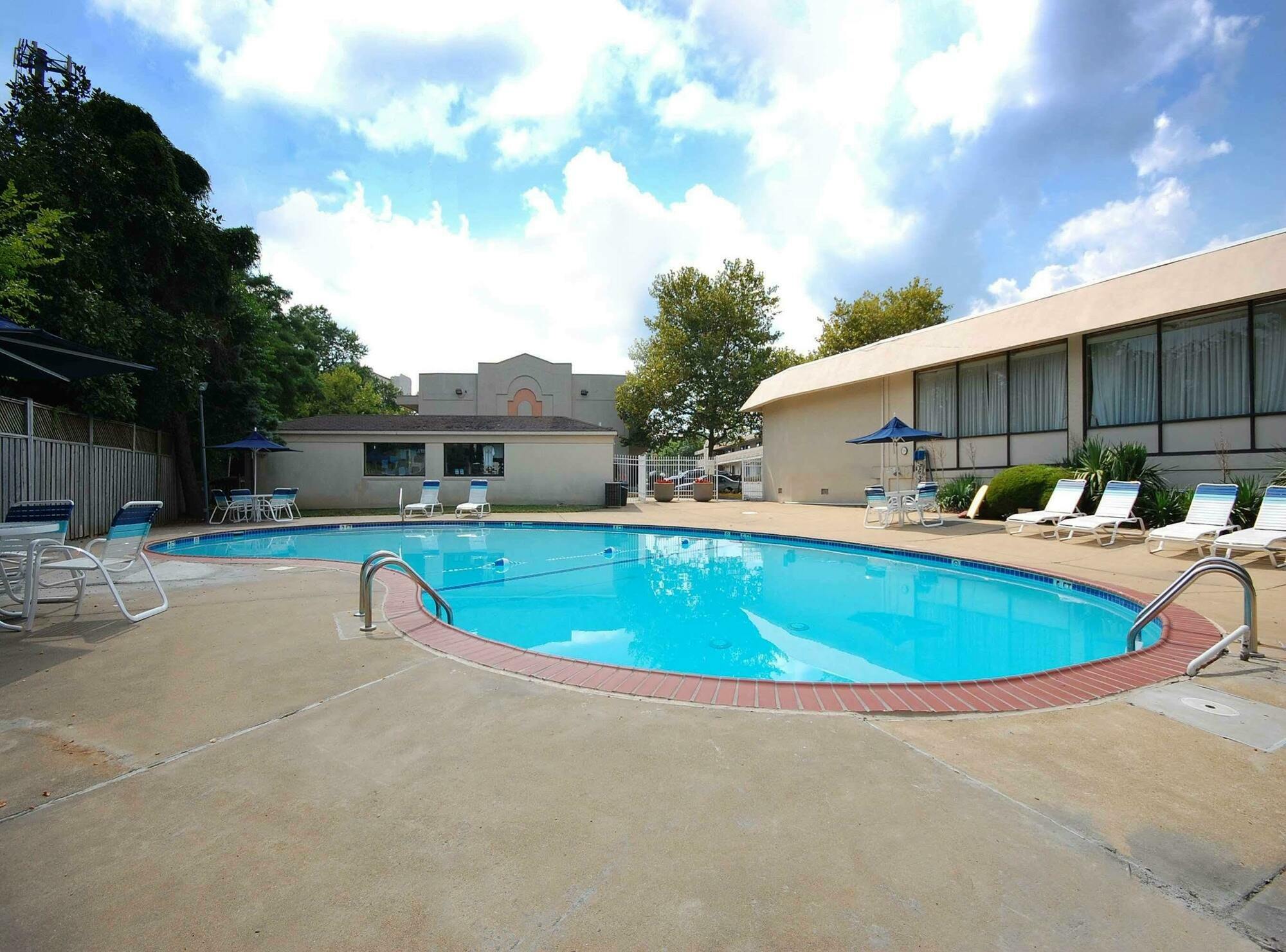 Hotel Pentagon Arlington Exterior foto